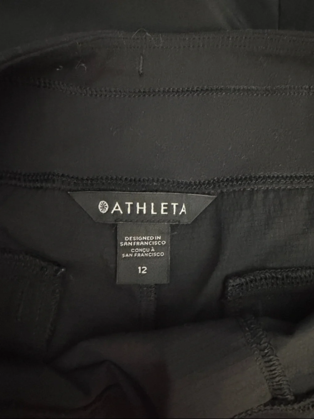 Athleta Trekkie North Shorts Black 12 - Picture 6 of 6